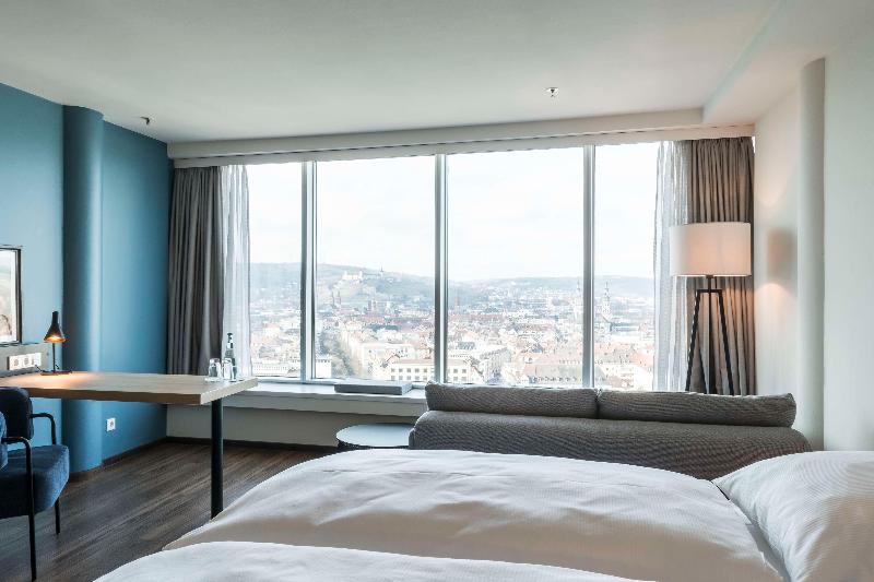 Premier Inn Würzburg Hotel - Oda