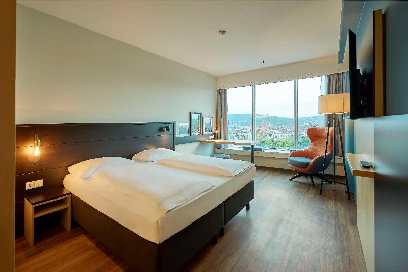 Premier Inn Würzburg Hotel - Oda