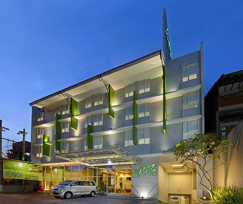 Whiz Hotel Malioboro Yogyakarta - Genel