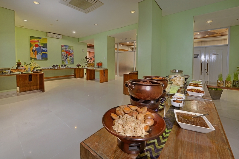 Whiz Hotel Malioboro Yogyakarta - Restoran