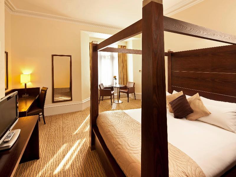 Mercure Bradford Bankfield Hotel - Oda