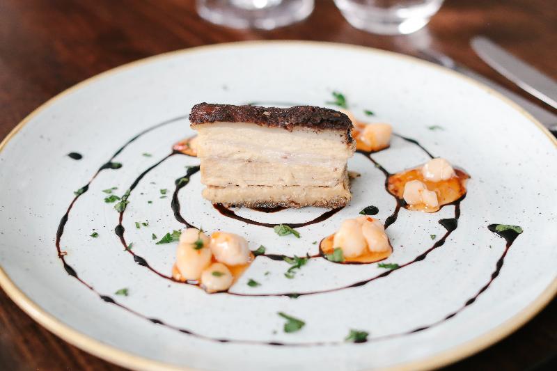 Nira Caledonia - Restoran