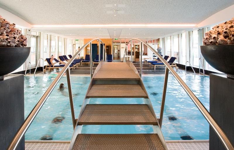 Steigenberger Airport Hotel Amsterdam - Havuz
