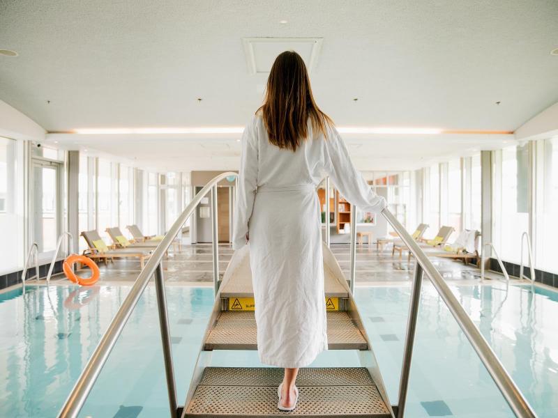 Steigenberger Airport Hotel Amsterdam - Havuz