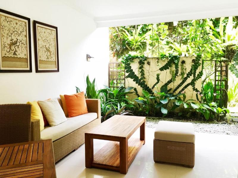Villa Puriartha Ubud by ZUZU - Genel