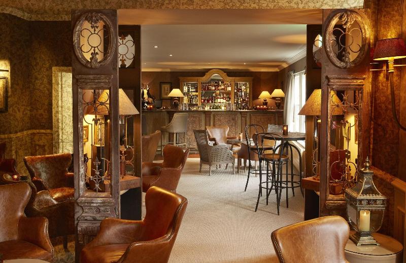 The Cairn Lodge & Hotel - Lobi