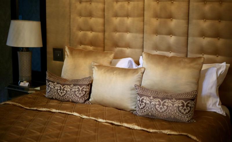 The Cairn Lodge & Hotel - Oda