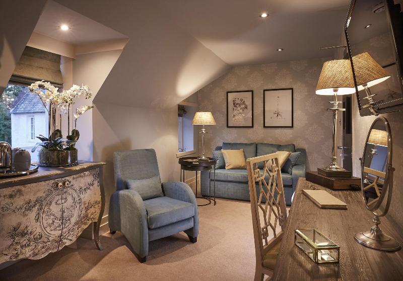 The Cairn Lodge & Hotel - Oda