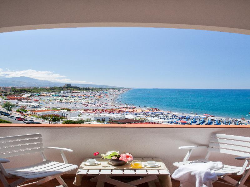 Grand Hotel de Rose - Genel