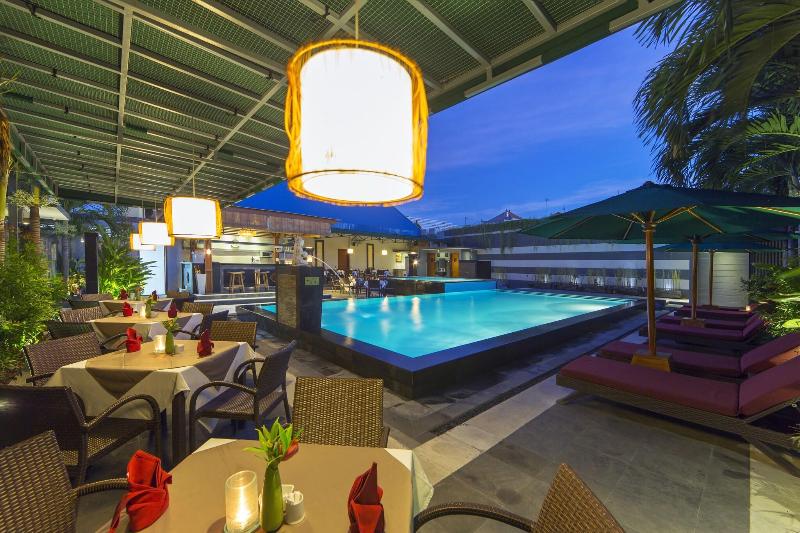 The Banyumas Residence - Havuz