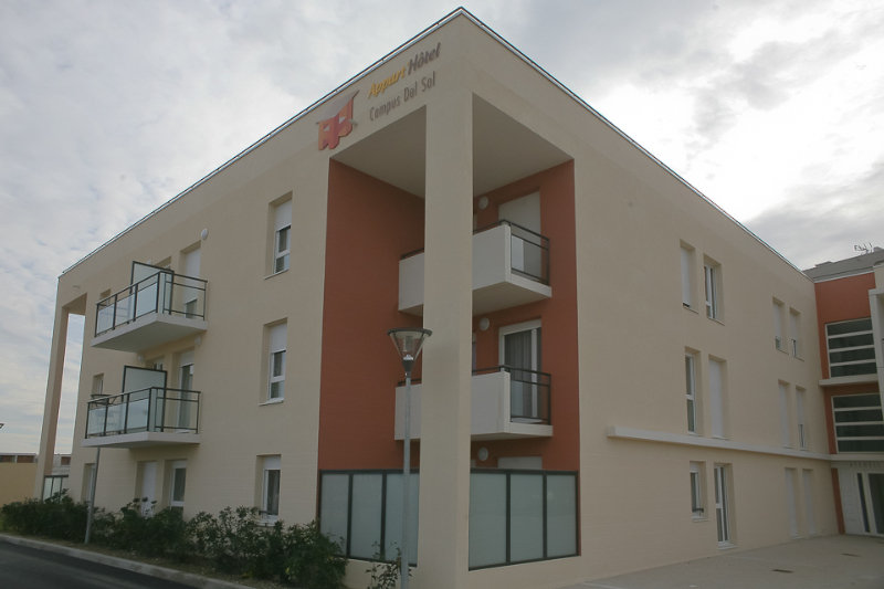 A Kosy Aparthotela Campus Del Sol Esplanade