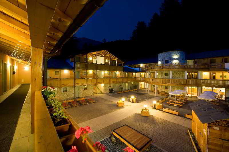 Boscone Suite Hotel - Genel