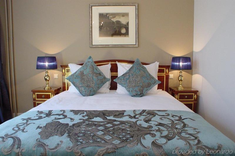 Ambassade Hotel - Genel