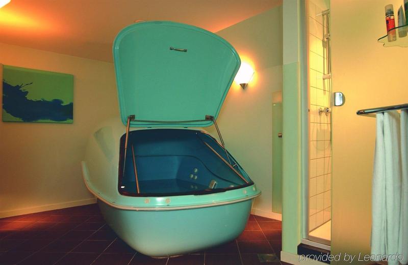 Ambassade Hotel - Genel