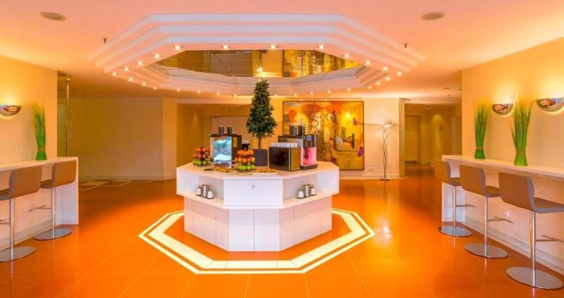 Relexa hotel Frankfurt - Main - Lobi