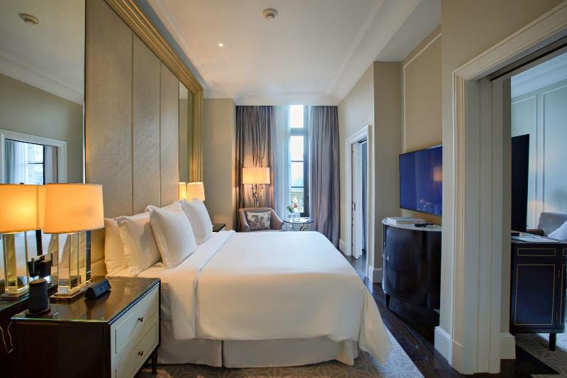 Four Seasons Hotel Baku - Oda