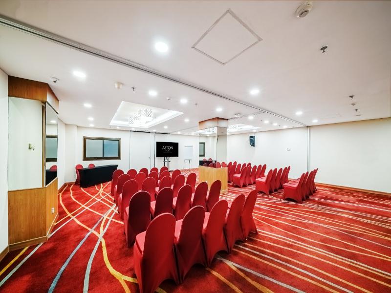 Aston Pluit Hotel & Residence - Toplantı