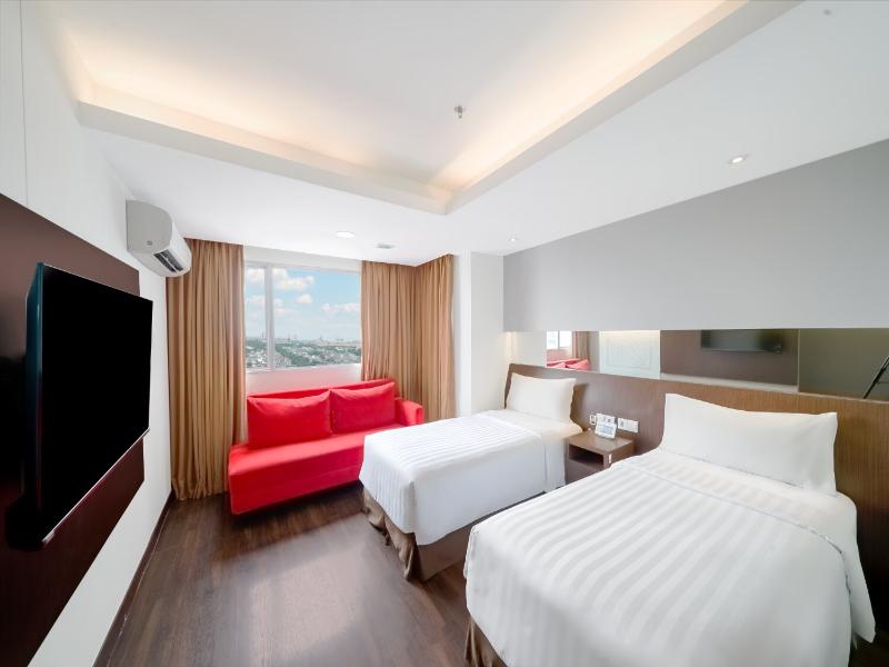 Aston Pluit Hotel & Residence - Oda
