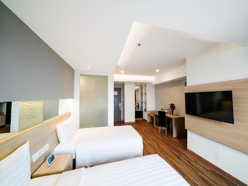 Aston Pluit Hotel & Residence - Oda