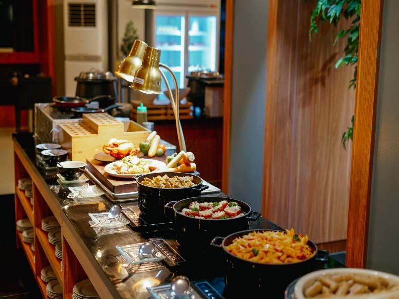 Aston Pluit Hotel & Residence - Restoran