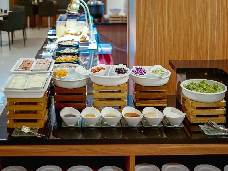 Aston Pluit Hotel & Residence - Restoran