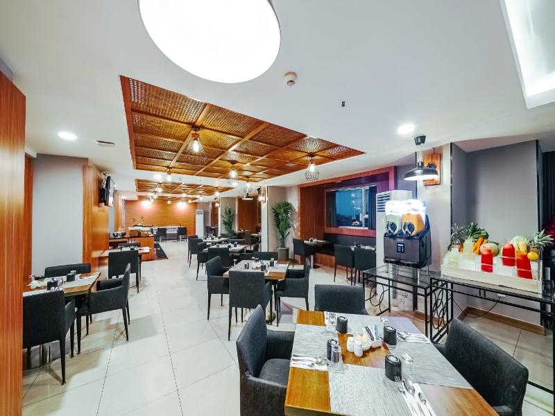 Aston Pluit Hotel & Residence - Restoran