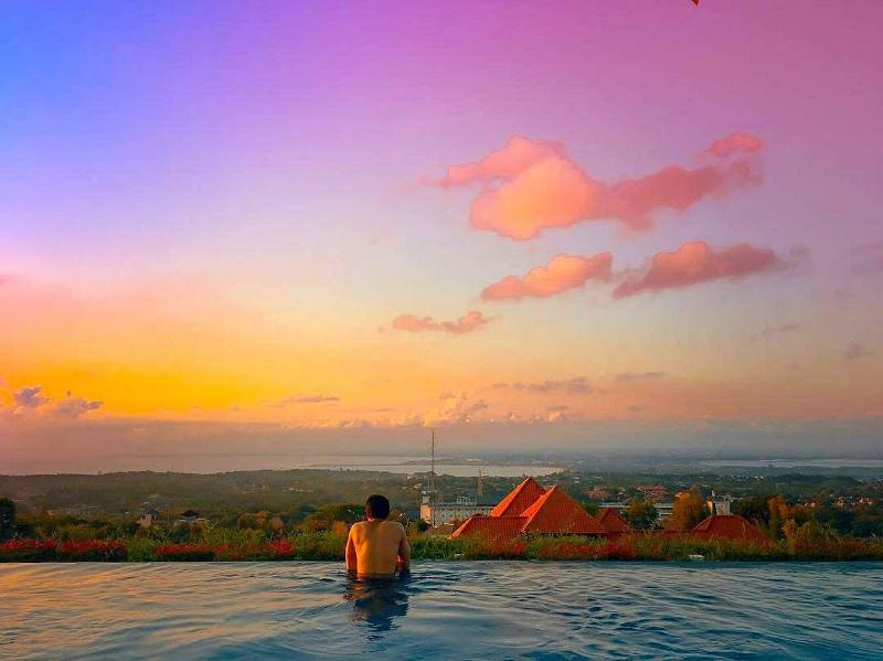 MaxOneHotels at Bukit Jimbaran - Havuz