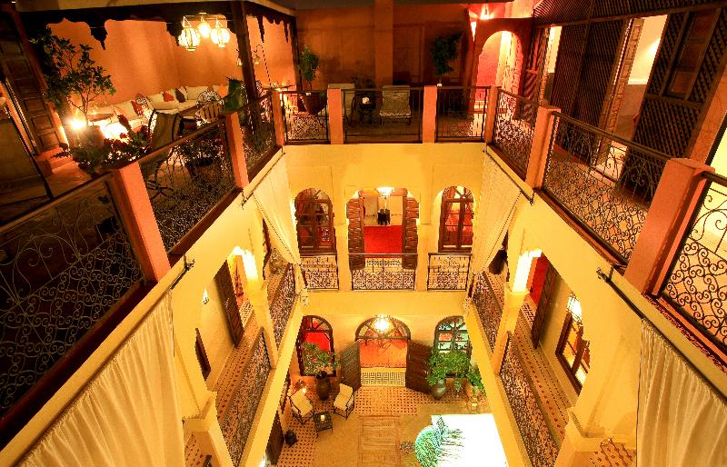 Riad Djemanna - Genel