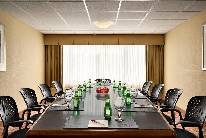 Crowne Plaza Englewood, an IHG Hotel - Toplantı