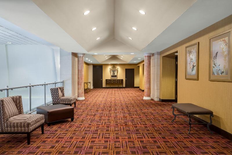 Crowne Plaza Englewood, an IHG Hotel - Toplantı