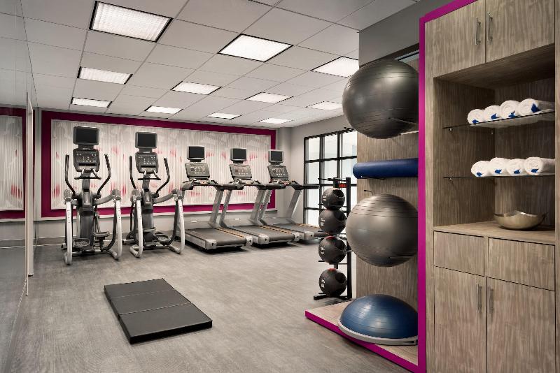 Crowne Plaza Englewood, an IHG Hotel - Aktivite