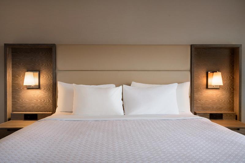 Crowne Plaza Englewood, an IHG Hotel - Oda