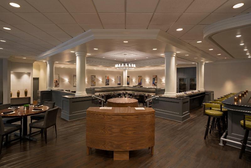 Crowne Plaza Englewood, an IHG Hotel - Restoran