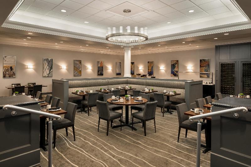 Crowne Plaza Englewood, an IHG Hotel - Restoran