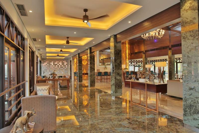 AKAR Hotels & Resorts - Lobi