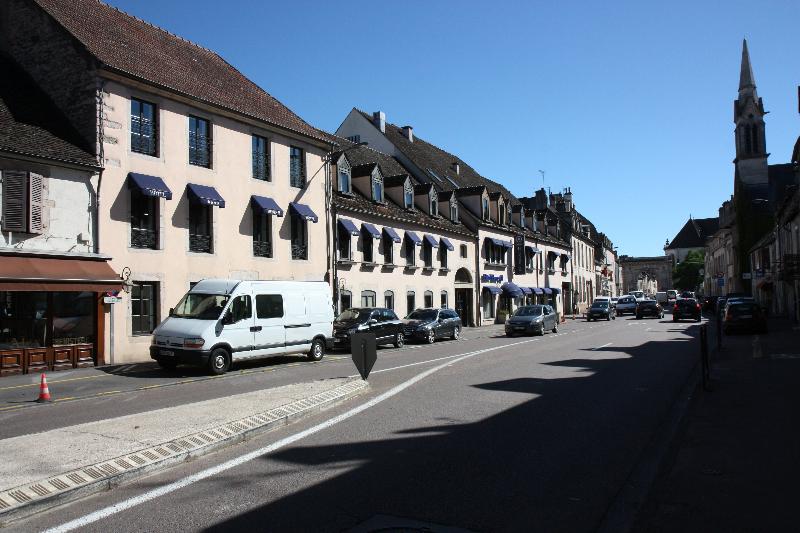 Henry II Hotel - Genel