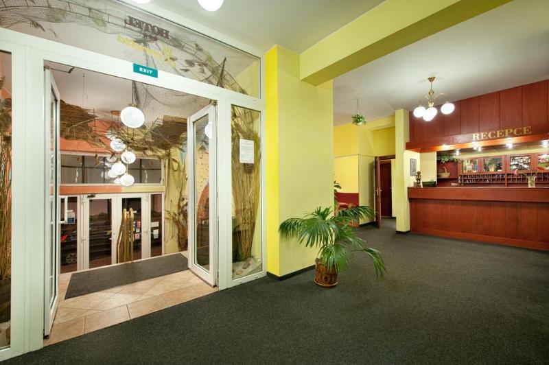 Henrietta Hotel - Lobi