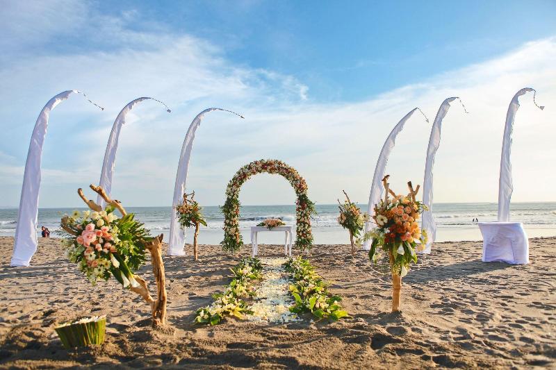 Lv8 Resort Hotel Canggu Bali - Genel