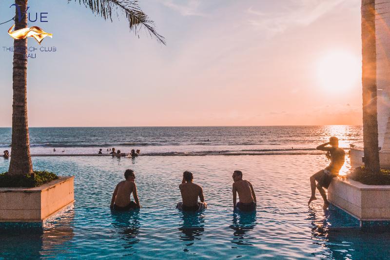 Lv8 Resort Hotel Canggu Bali - Havuz