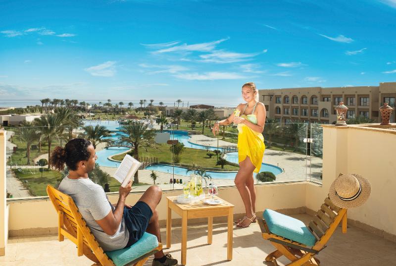 Mövenpick Waterpark Resort & Spa Soma Bay - Teras