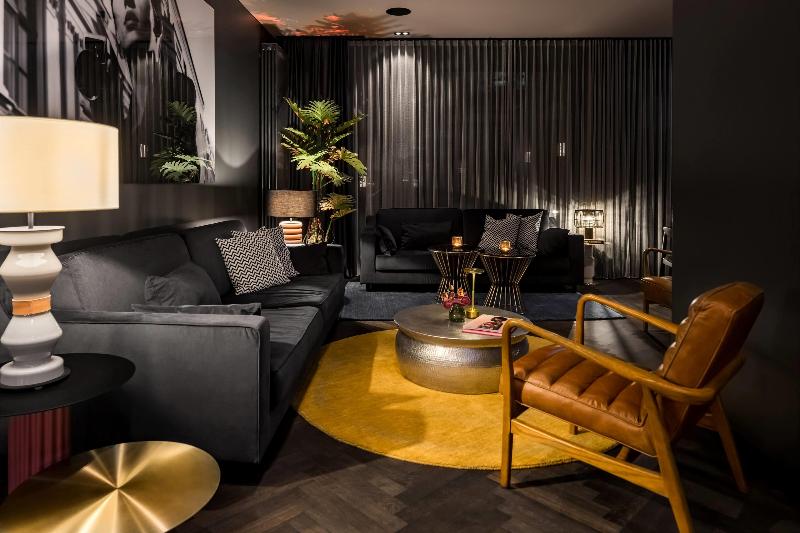 Hotel Dusseldorf Mitte - Lobi