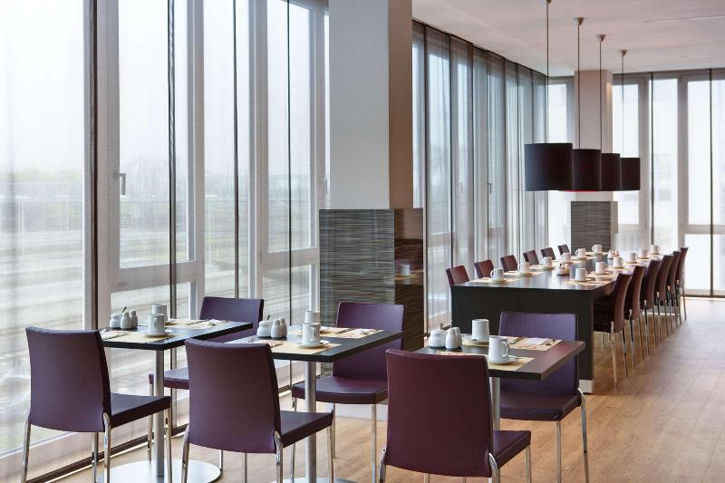 IntercityHotel Darmstadt - Restoran