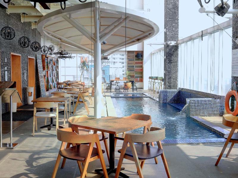 Mercure Jakarta Simatupang - Havuz