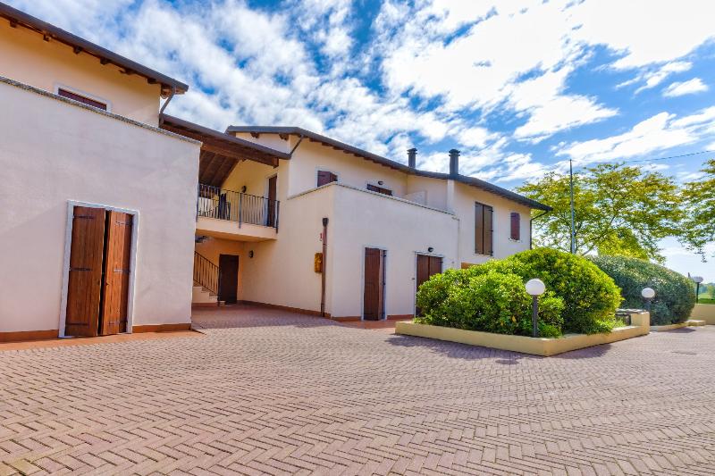 Golf Residence - Genel