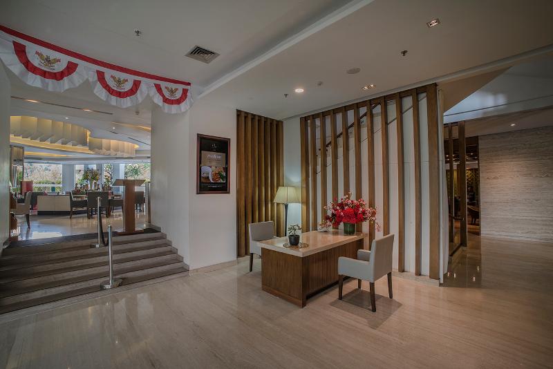 éL Hotel Royale Jakarta - Lobi