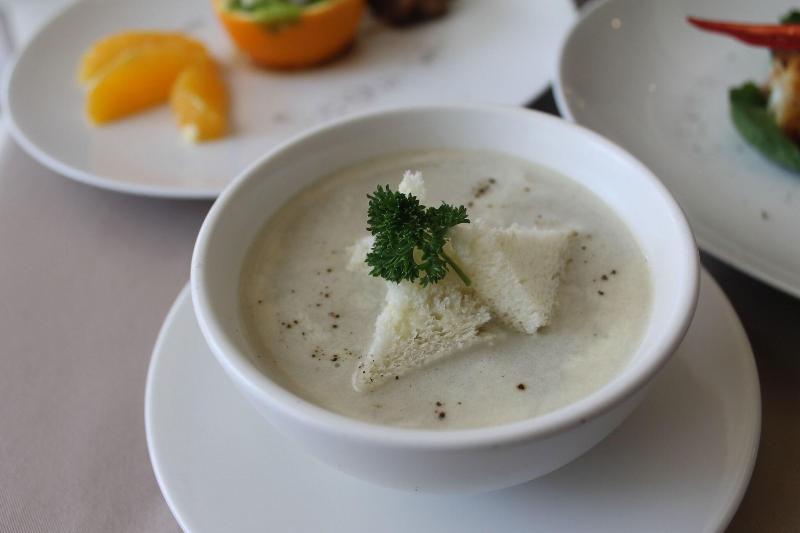 Bella Hotel Surabaya - Restoran