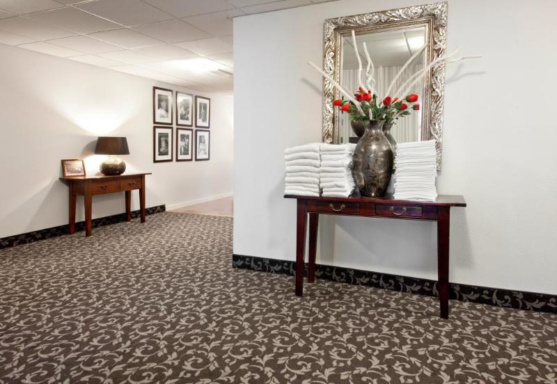 Amsterdam Hotel Uithoorn - Genel
