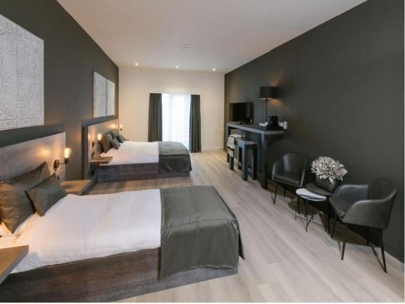 Hotel De Rustende Jager - Genel