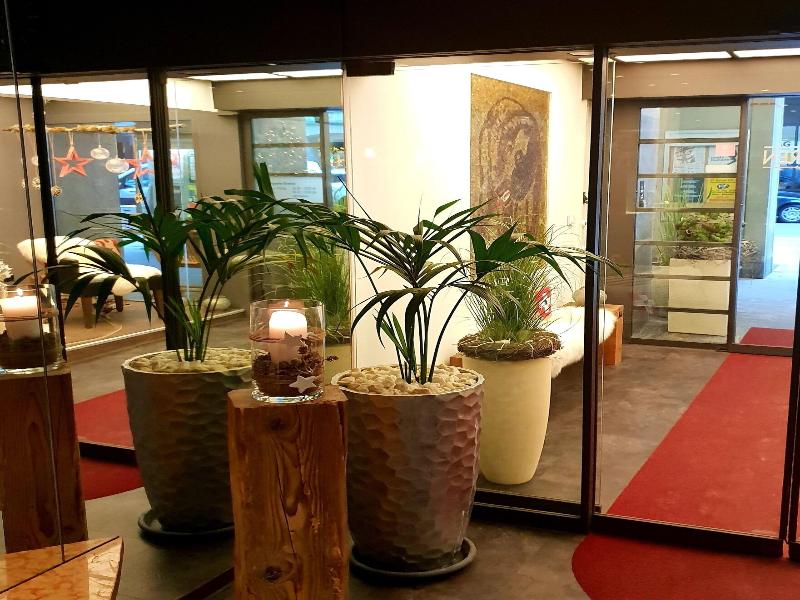 Hotel Bären Am Bundesplatz - Lobi
