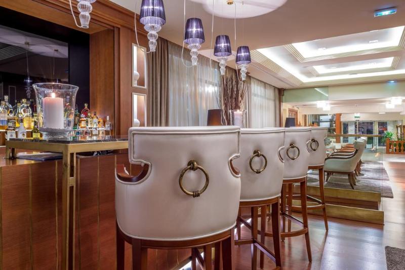 Hotel Century - Genel
